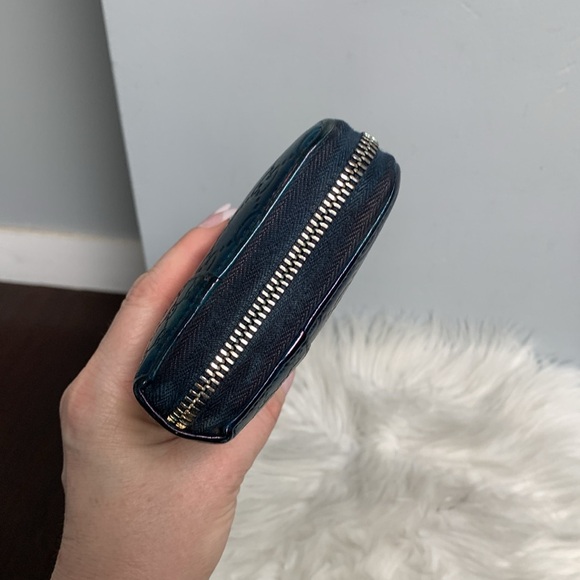 Authentic Gucci large leather zippy wallet custom dyed blue - Picture 10 of 17